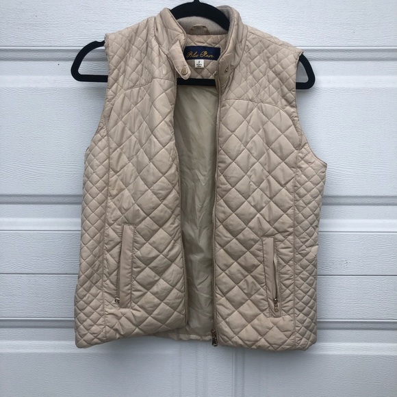 Quilted beige Vest - Picture 1 of 8
